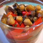 Aubergines, poivrons, tomates à l’huile et aux épices