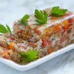 Terrine de lapin en gelée