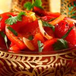 Poivrons rouges en salade