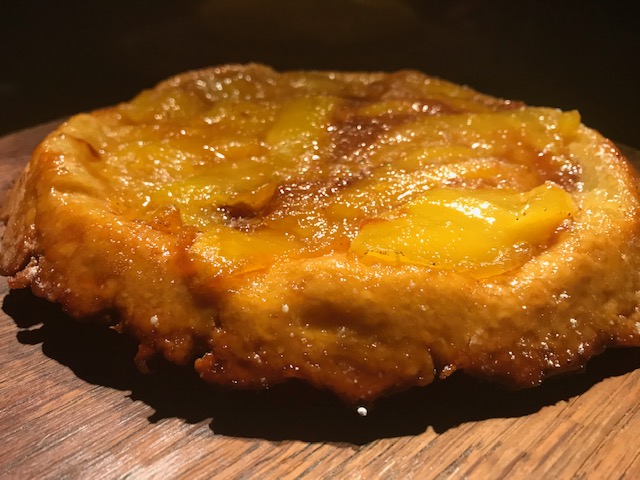 Tarte Tatin aux mangues flambées au rhum